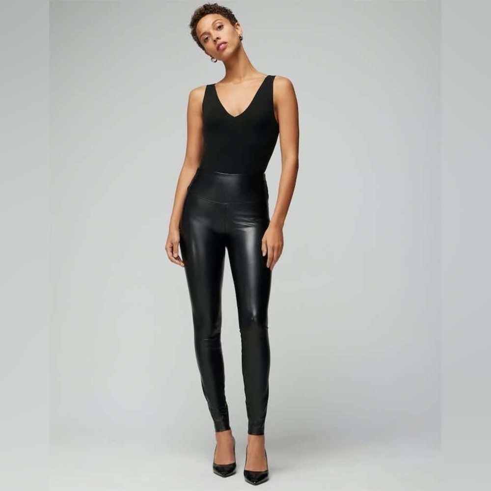 NWT White House Black Market Size 0 Vegan Leather Runway Legging